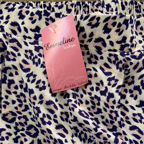 Leopard Print Shorts - Picture 4 of 4